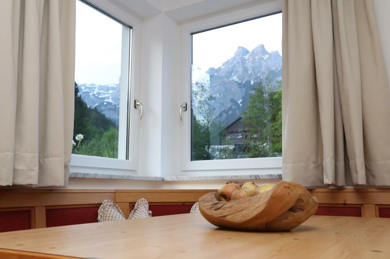 Appartement Haensel & Gretel เวอร์เฟนแวง ภายนอก รูปภาพ