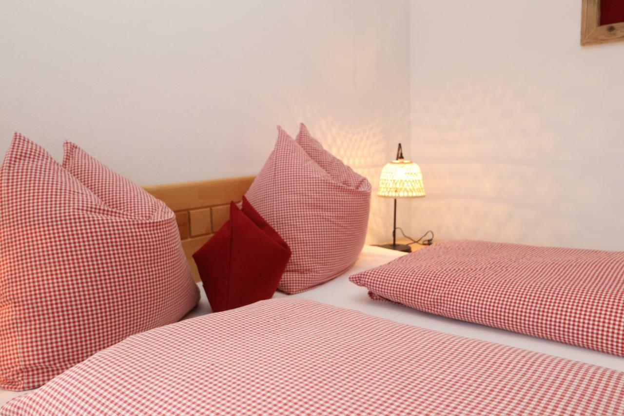 Appartement Haensel & Gretel เวอร์เฟนแวง ภายนอก รูปภาพ